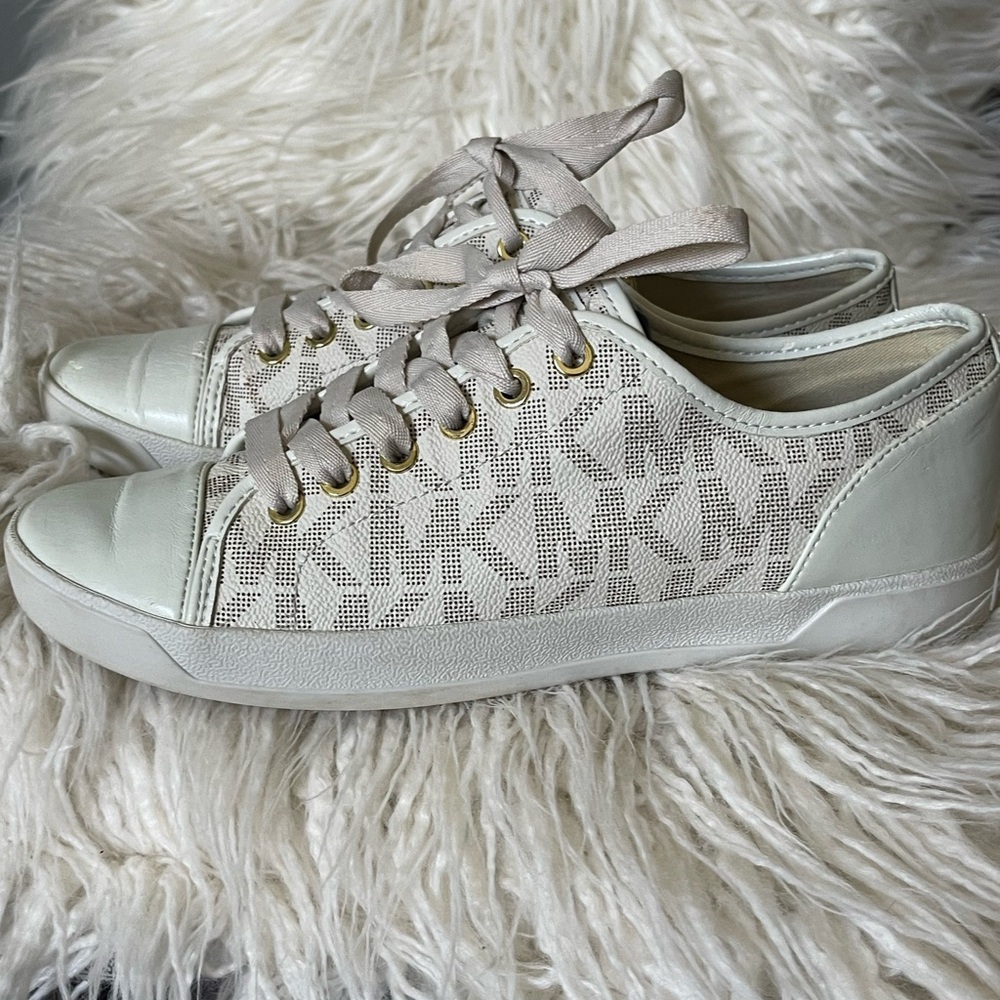 Michael Kors Beige and White Lace-Up Sneakers
